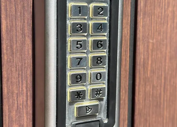 The Hidden Bank: Silver Bullet Apartman Plovdiv