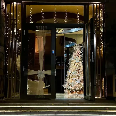 The Hidden Bank: Silver Bullet شقة بلوفديف