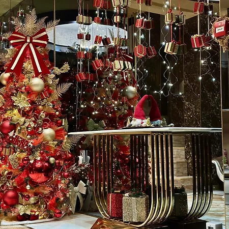 The Hidden Bank: Silver Bullet Apartament *