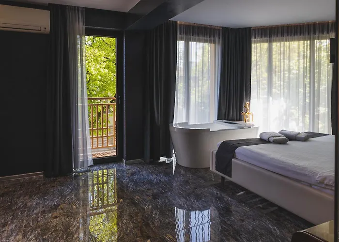 The Hidden Bank: Silver Bullet Płowdiw