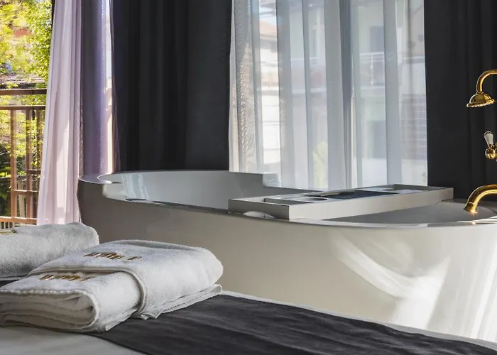 The Hidden Bank: Silver Bullet Appartement Plovdiv