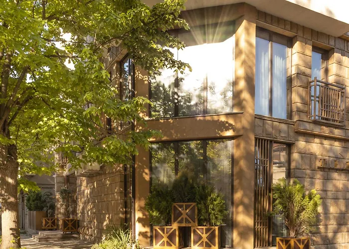 The Hidden Bank: Silver Bullet Appartement *